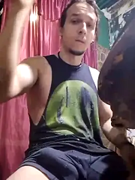 Snapshot of AxelFrost chatting on February 12, 2026, 1:06 pm AxelFrost online show from February 12, 2026, 1:06 pm