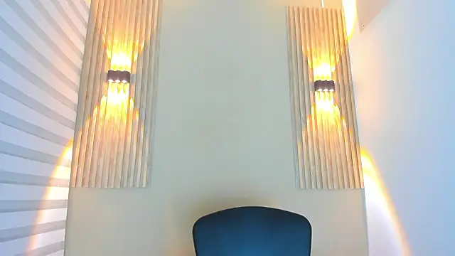 lian cameron online show from February 2, 2026, 3:38 am