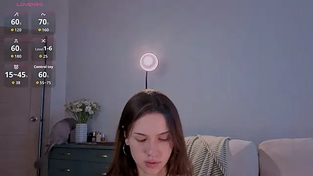 Snapshot of Kendaliby_ chatting on May 28, 2026, 1:47 am Kendaliby online show from May 28, 2026, 1:47 am