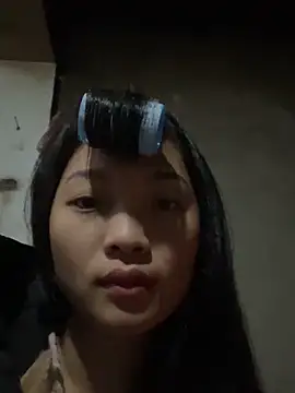 Lyn-be99 online show from February 1, 2026, 1:15 am