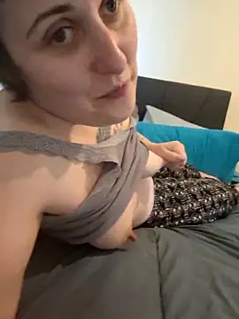 Tiara XOX online show from February 25, 2026, 11:20 am