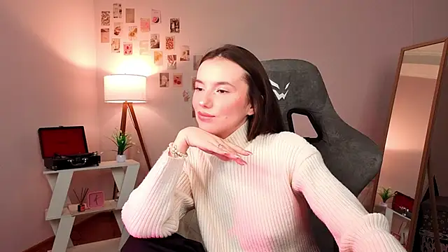 Snapshot of ssandralovin chatting on February 4, 2026, 4:29 am ssandralovin online show from February 4, 2026, 4:29 am