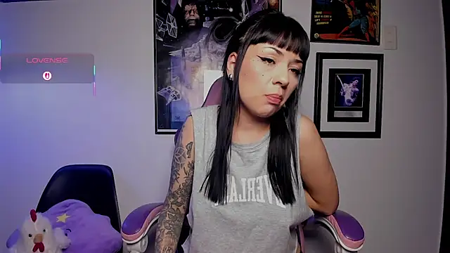 luckylaura online show from February 28, 2026, 11:50 pm