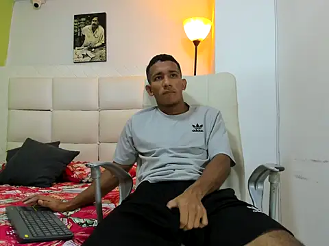 ricky spensar23cm  online show from February 3, 2026, 1:59 am