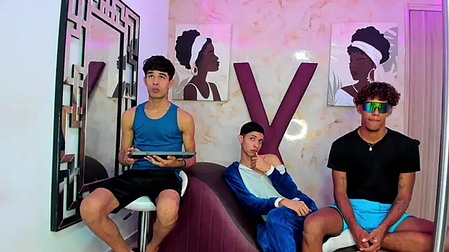 Snapshot of PRETTY_COCK1 chatting on February 6, 2026, 7:34 am PRETTY COCK1 online show from February 6, 2026, 7:34 am