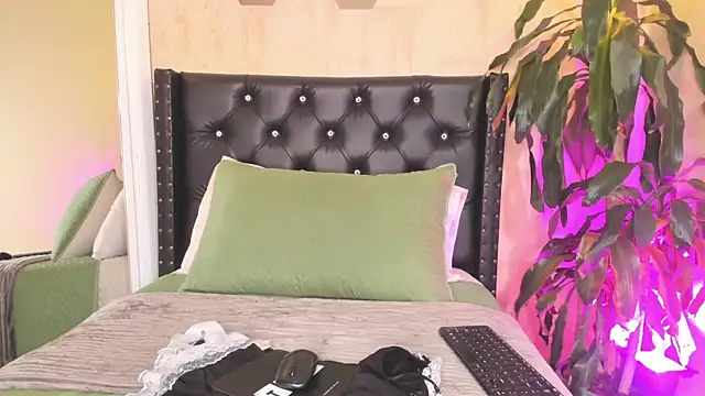 Snapshot of gemma-rios chatting on February 27, 2026, 7:36 pm gemma-rios online show from February 27, 2026, 7:36 pm