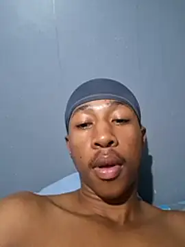 Snapshot of Peterveero12 chatting on June 3, 2026, 5:51 pm Peterveero12 online show from June 3, 2026, 5:51 pm