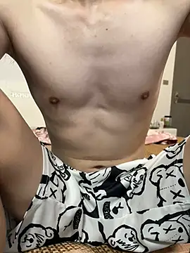 Snapshot of llkiki chatting on April 12, 2026, 3:33 am llkiki online show from April 12, 2026, 3:33 am