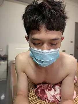 Snapshot of llkiki chatting on April 14, 2026, 4:02 pm llkiki online show from April 14, 2026, 4:02 pm