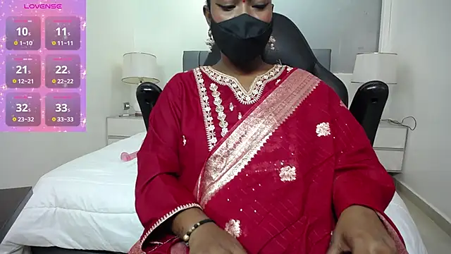 Snapshot of kavya_suri_ chatting on February 12, 2026, 5:08 pm kavya suri online show from February 12, 2026, 5:08 pm