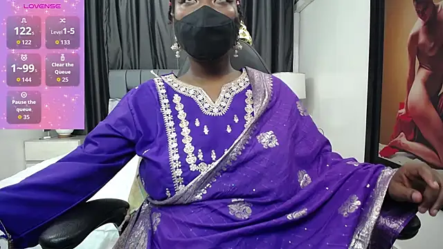 Snapshot of kavya_suri_ chatting on February 13, 2026, 7:21 pm kavya suri online show from February 13, 2026, 7:21 pm