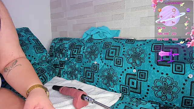 Snapshot of Julieta_jane_ss chatting on February 15, 2026, 11:23 pm Julieta jane ss online show from February 15, 2026, 11:23 pm