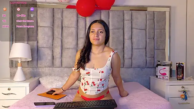 Ayla Han online show from March 1, 2026, 4:14 am