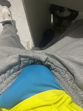 Snapshot of Brandon61414 chatting on February 10, 2026, 10:14 pm Brandon61414 online show from February 10, 2026, 10:14 pm