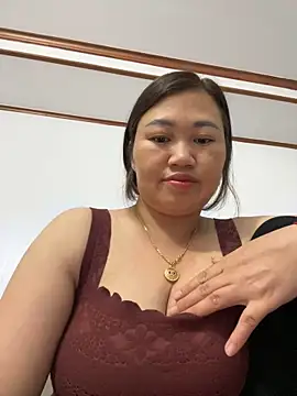 Snapshot of Puka2001 chatting on February 13, 2026, 7:04 am Puka2001 online show from February 13, 2026, 7:04 am