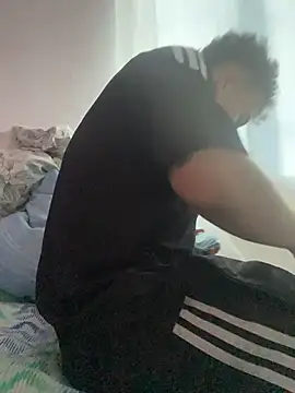 Snapshot of vanilla_Kush chatting on February 28, 2026, 10:22 pm vanilla Kush online show from February 28, 2026, 10:22 pm