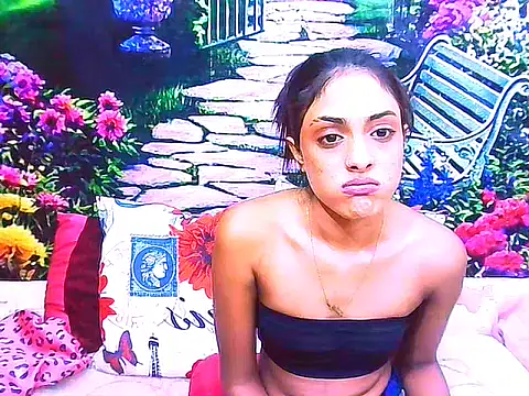 IndianPretty14u2Luv online show from May 9, 2026, 6:40 am