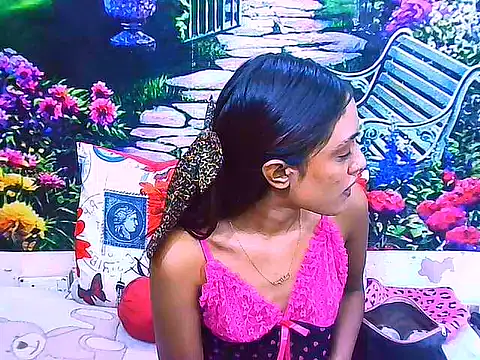 IndianPretty14u2Luv online show from May 12, 2026, 6:16 pm