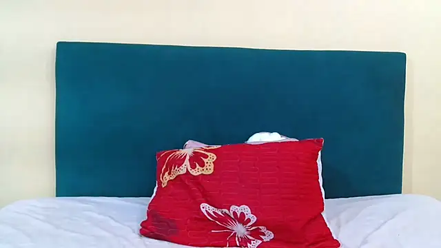 FreakyMelanin18 online show from April 11, 2026, 11:42 pm