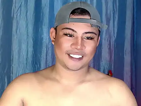 Snapshot of beraldick chatting on July 10, 2026, 2:49 am beraldick online show from July 10, 2026, 2:49 am