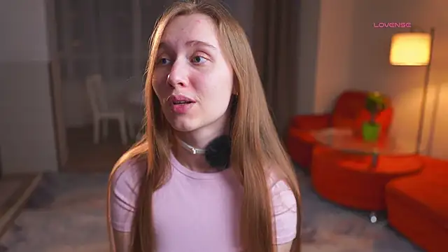 SharaNewbern online show from March 16, 2026, 2:43 pm