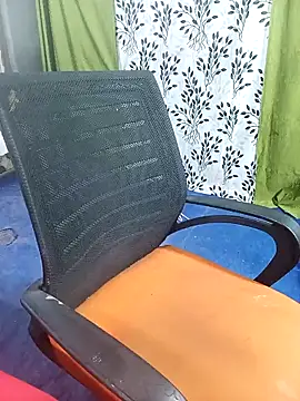 Snapshot of alinaarora chatting on March 7, 2026, 11:02 pm alinaarora online show from March 7, 2026, 11:02 pm