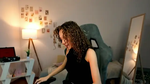 Snapshot of nexorine chatting on March 13, 2026, 12:12 pm nexorine online show from March 13, 2026, 12:12 pm