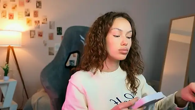 Snapshot of nexorine chatting on March 23, 2026, 1:37 pm nexorine online show from March 23, 2026, 1:37 pm