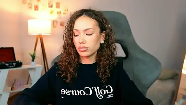 Snapshot of nexorine chatting on April 9, 2026, 1:27 pm nexorine online show from April 9, 2026, 1:27 pm