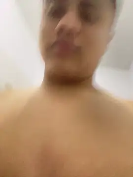 Snapshot of andresmahecha777 chatting on February 26, 2026, 5:17 am andresmahecha777 online show from February 26, 2026, 5:17 am