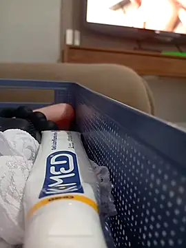 Snapshot of jhenyseducao chatting on March 4, 2026, 2:12 pm jhenyseducao online show from March 4, 2026, 2:12 pm