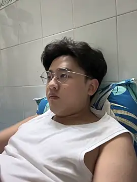 Kami Kazo online show from April 11, 2026, 4:22 pm