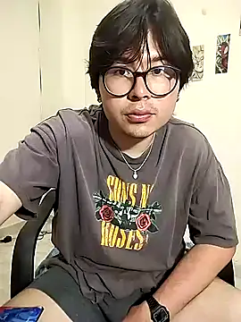 Snapshot of HeyImDante chatting on February 6, 2026, 2:49 am HeyImDante online show from February 6, 2026, 2:49 am
