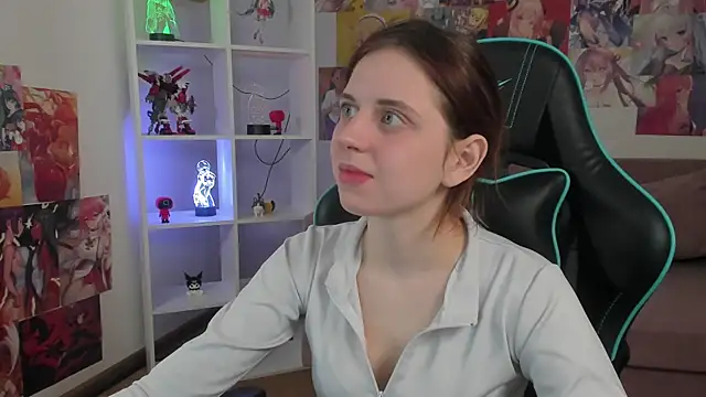 FreyaVey online show from March 1, 2026, 5:42 am