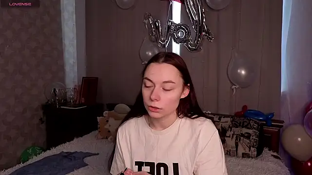 Snapshot of BuenaSchmaling chatting on February 15, 2026, 9:08 am BuenaSchmaling online show from February 15, 2026, 9:08 am