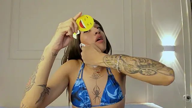 tammy bensom1 online show from March 4, 2026, 7:42 pm