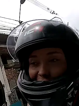 eliclasss online show from February 22, 2026, 6:06 pm