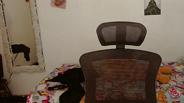 Snapshot of Lolitaa__VIP chatting on February 13, 2026, 8:16 pm Lolitaa VIP online show from February 13, 2026, 8:16 pm