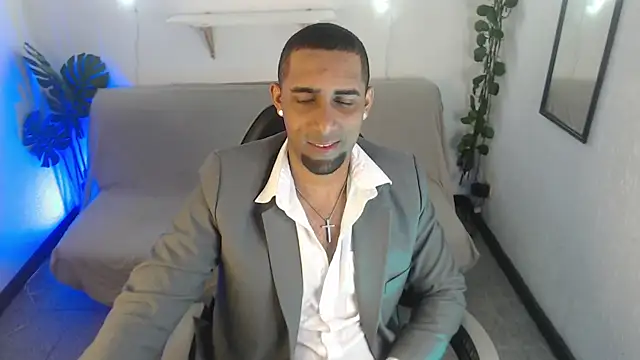 Snapshot of Paolo_Blaze chatting on February 24, 2026, 1:20 pm Paolo Blaze online show from February 24, 2026, 1:20 pm