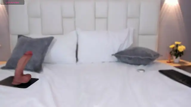 Snapshot of KataThonpson chatting on February 4, 2026, 4:29 am KataThonpson online show from February 4, 2026, 4:29 am