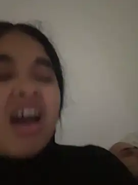 Snapshot of Aloyenita chatting on March 18, 2026, 7:06 pm Aloyenita online show from March 18, 2026, 7:06 pm