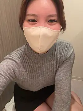 Snapshot of _3_mNm_3_ chatting on February 28, 2026, 11:39 pm 3 mNm 3 online show from February 28, 2026, 11:39 pm