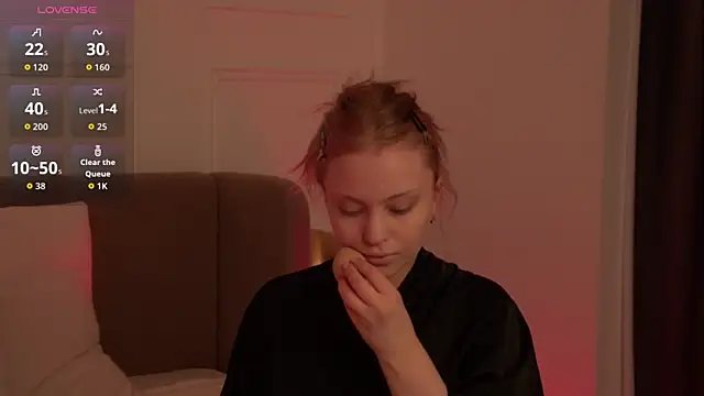 MollyHilton online show from March 28, 2026, 5:56 pm