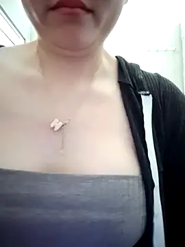 Ana-love2026 online show from March 10, 2026, 2:27 am