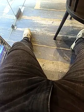 Snapshot of GTX-8194 chatting on February 15, 2026, 11:41 am GTX-8194 online show from February 15, 2026, 11:41 am