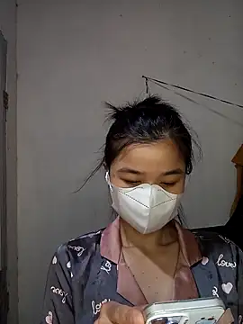 Daisy-lusia2026 online show from February 18, 2026, 2:18 am