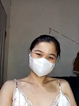 Daisy-lusia2026 online show from April 7, 2026, 10:09 pm