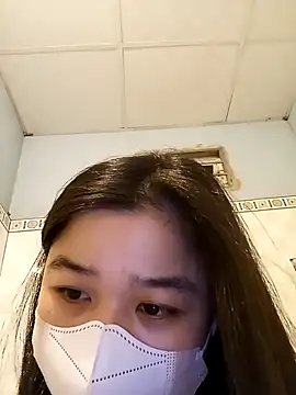 Daisy-lusia2026 online show from April 15, 2026, 10:21 pm