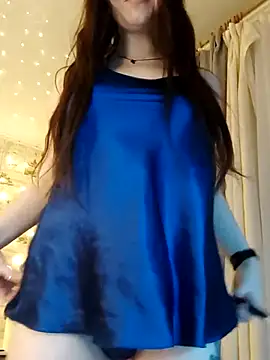  strawberry moon  online show from February 1, 2026, 4:55 am