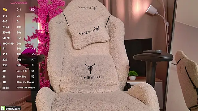 Snapshot of lil_monikaa chatting on January 31, 2026, 7:11 pm lil monikaa online show from January 31, 2026, 7:11 pm